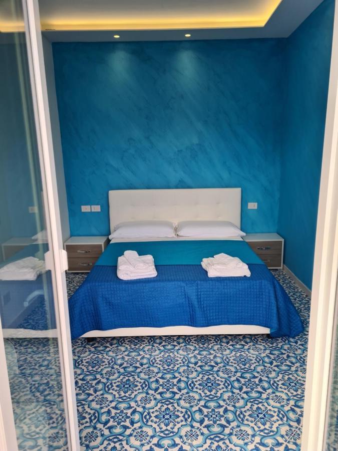 Esposito Guest House Procida Bagian luar foto