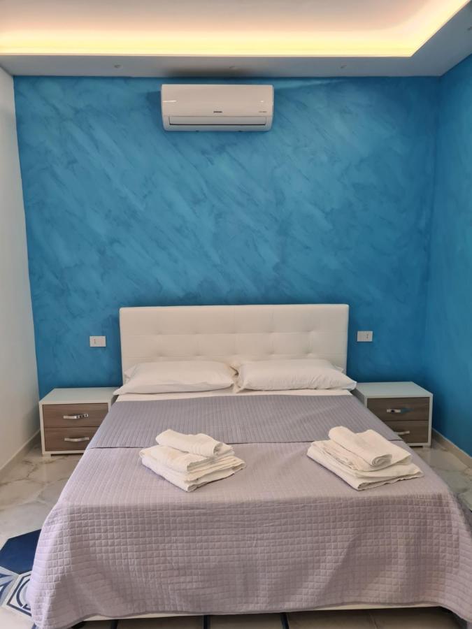 Esposito Guest House Procida Bagian luar foto